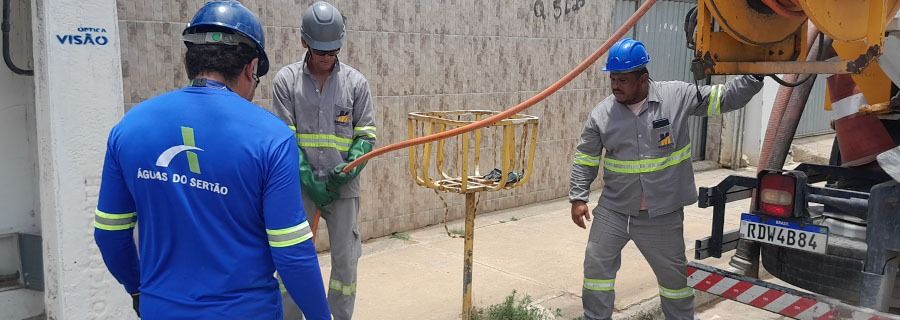 Imagem Lixo nas redes de esgoto é desafio constante para Palmeira dos Índios